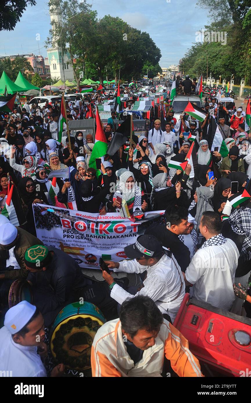 Paleestinian The Indonesian for Palestine mass was seen giving speeches, donating ...