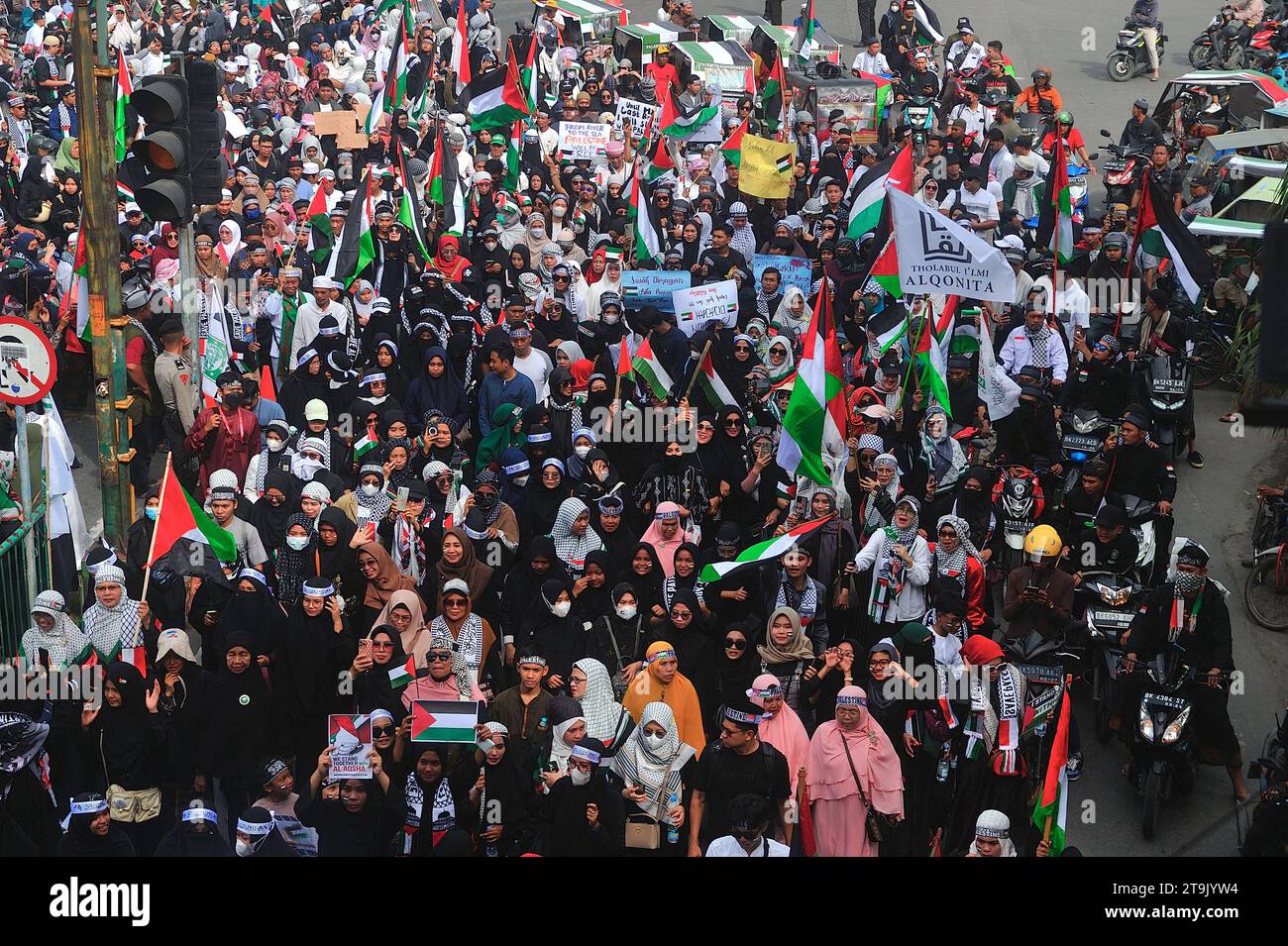 Paleestinian The Indonesian for Palestine mass was seen giving speeches, donating ...