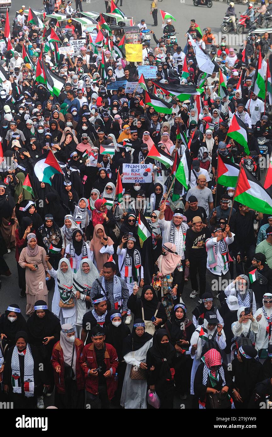 Paleestinian The Indonesian for Palestine mass was seen giving speeches, donating ...