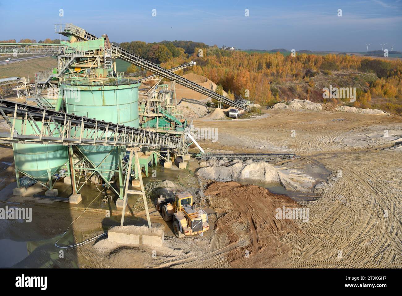 Industrial plant: gravel and sand pit for the extraction of building materials for the construction industry Stock Photo