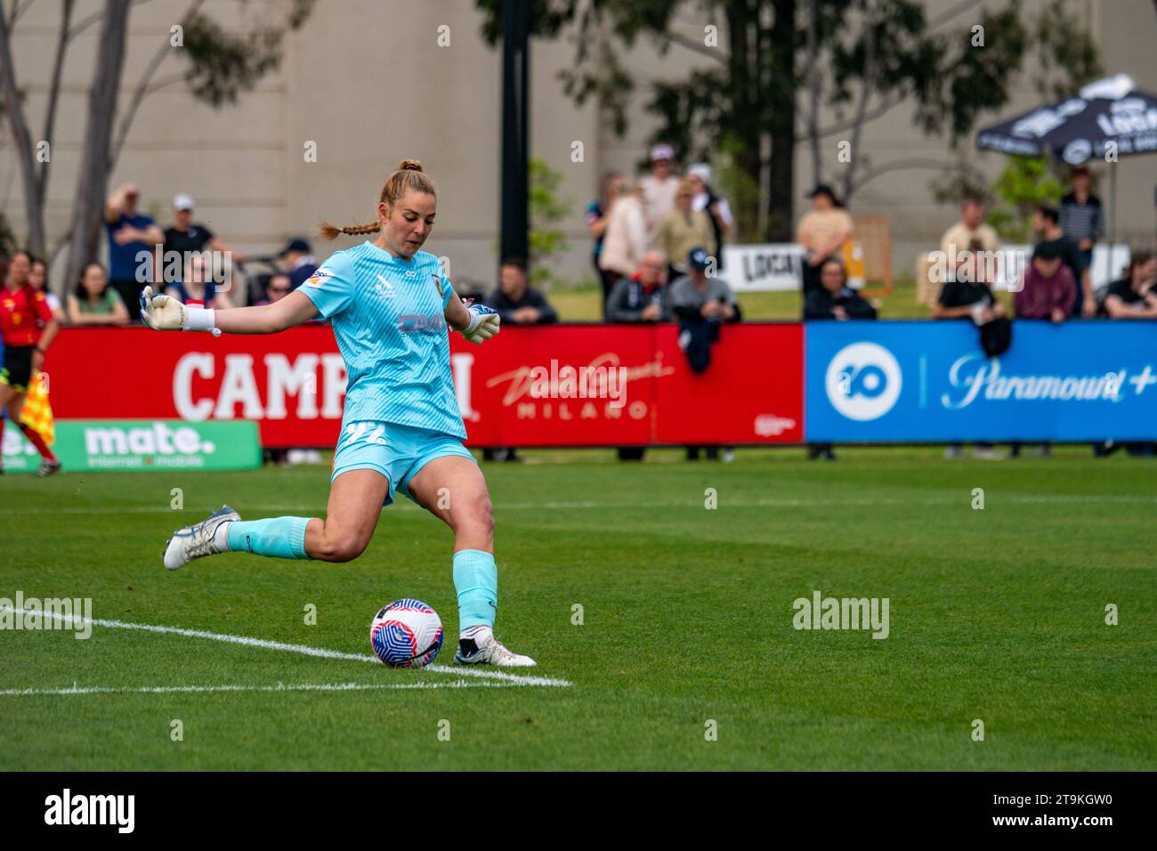 Bundoora, Australia. 26 November, 2023. Central Coast Mariners FC