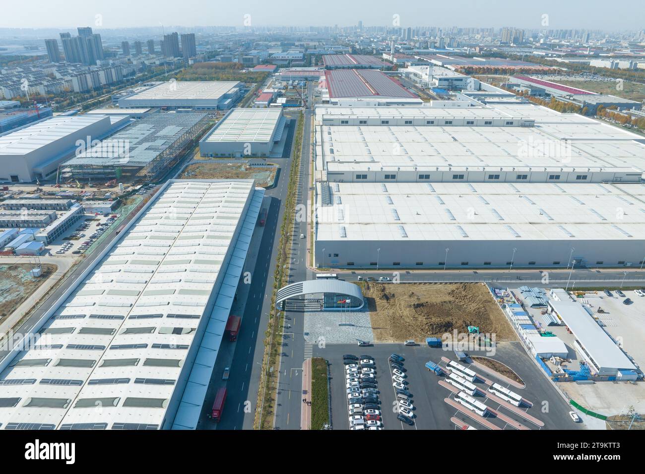 China battery base hi-res stock photography and images - Alamy