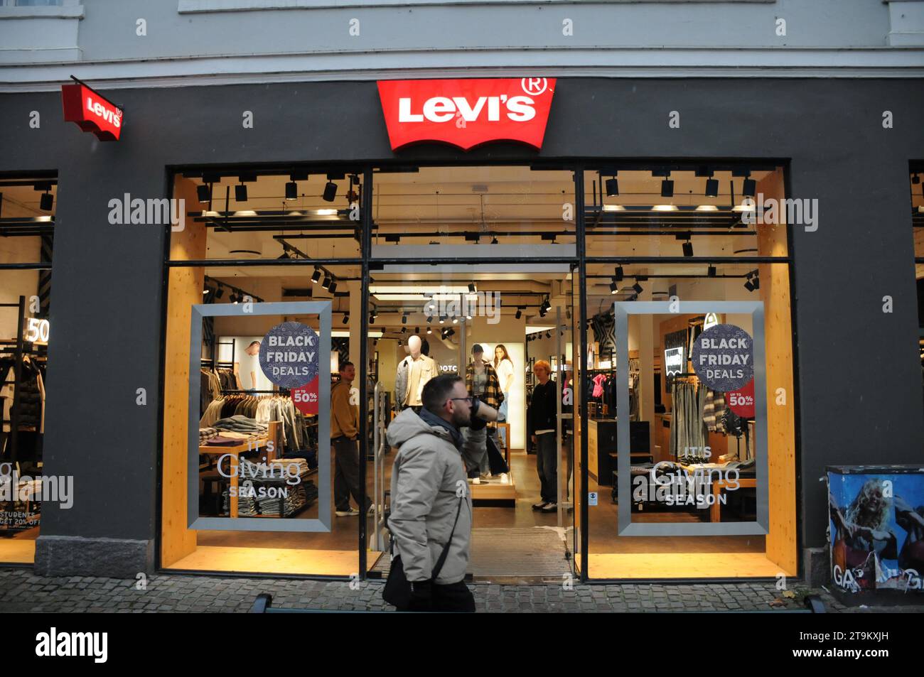 Copenhagen, Denmark /26 November 2023/Black friday deals sale at Levi's store on stroeget in danish capital..    (Photo.Francis Joseph Dean/Dean Pictures) Stock Photo