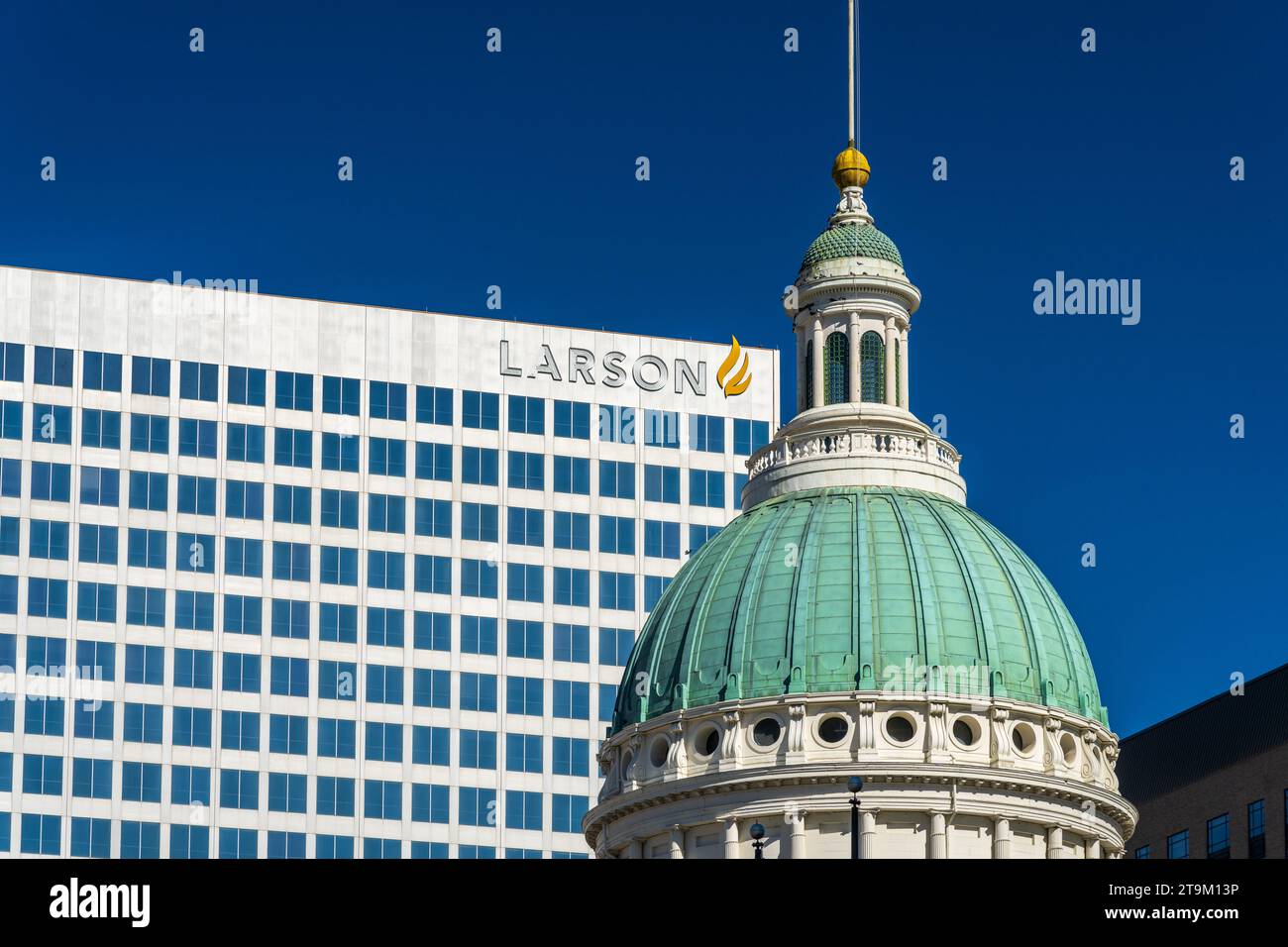 St Louis, MO - 21 October 2023: Headquarters of Larson Financial services company on Broadway in St Louis, Missouri Stock Photo