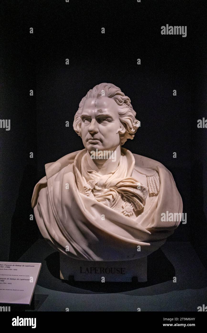 Arnaud BEINAT/Maxppp. 2023/11/22, Paris, France. Statue by sculptor