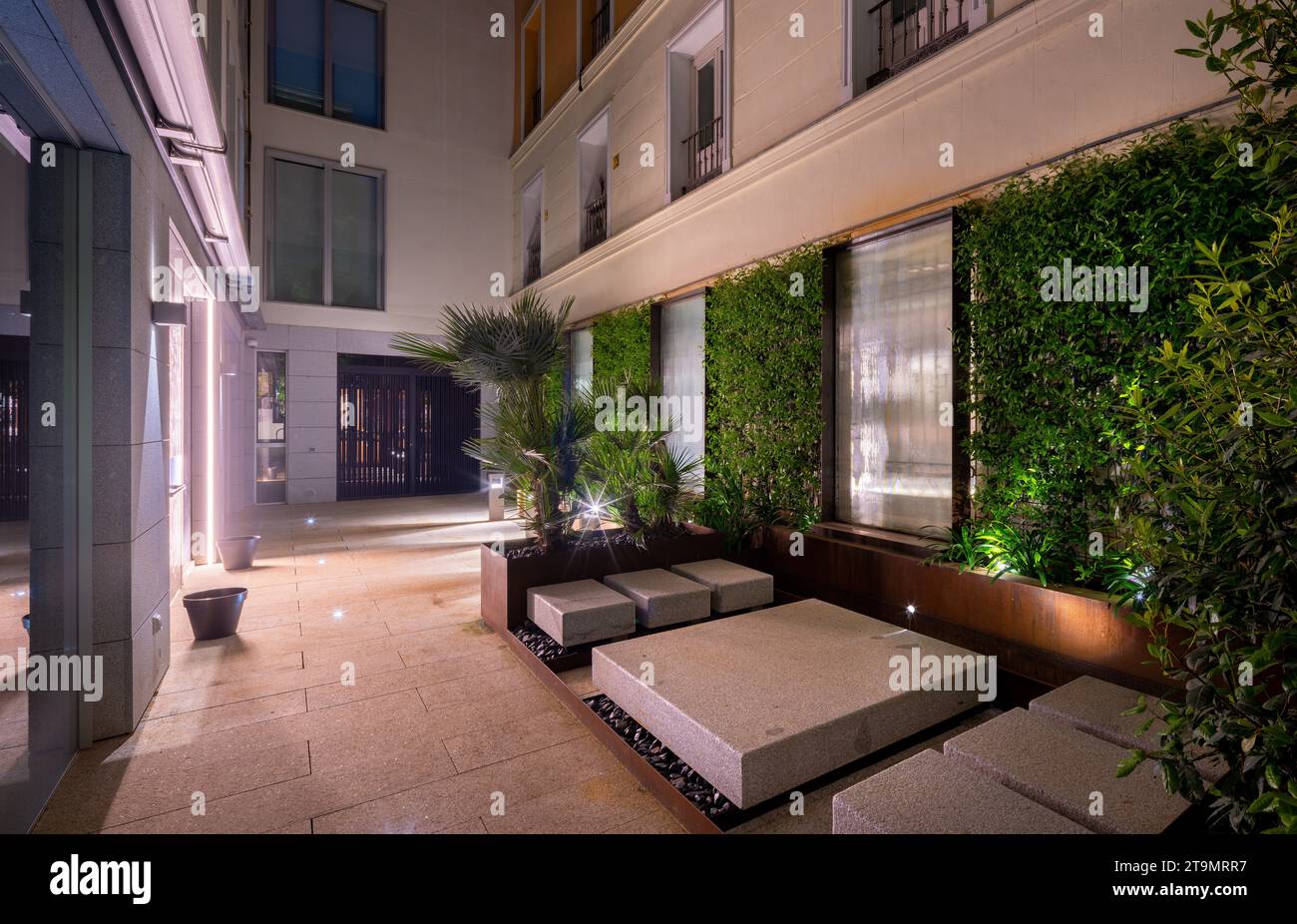Verticalsanctuary hi-res stock photography and images - Alamy