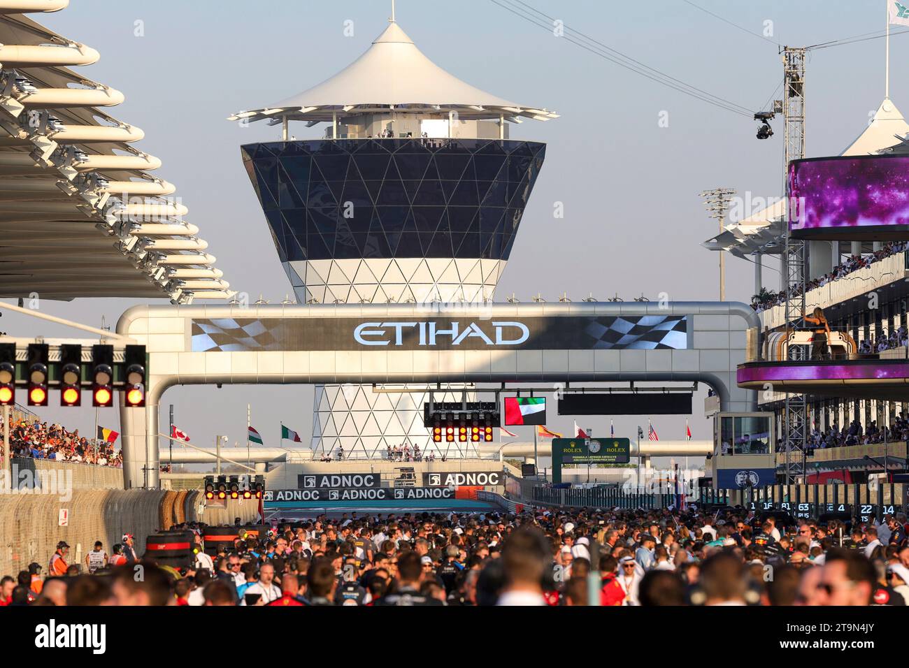 Abu Dhabi, United Arab Emirates. 26th Nov, 2023. Starting grid, F1
