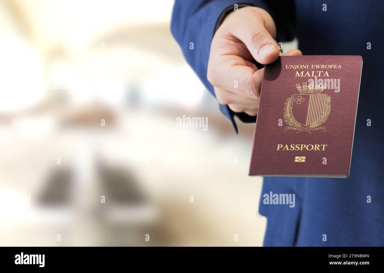 Malta passport, raise hand when boarding to hand over the passport