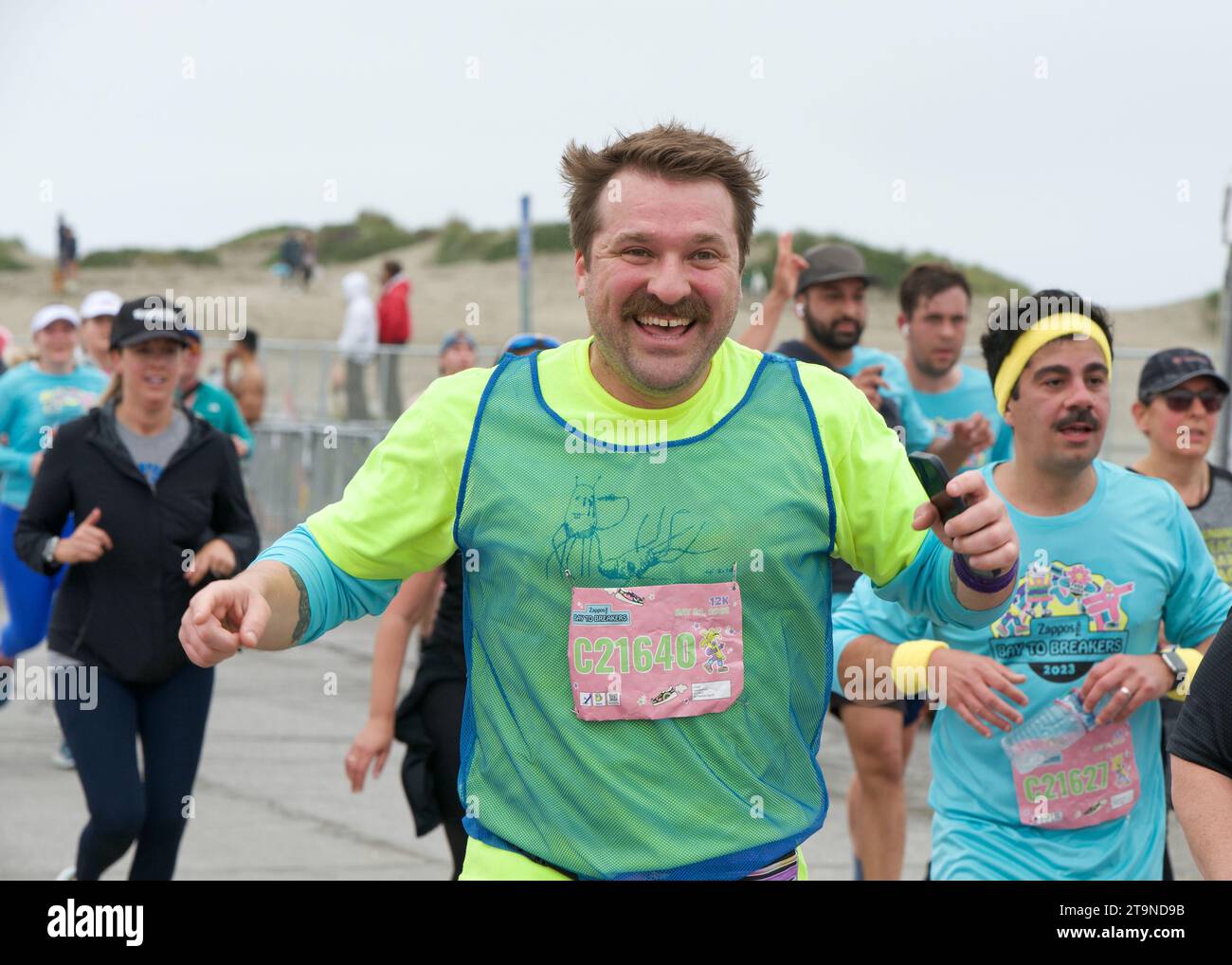 Bay to breakers 2023 hi-res stock photography and images - Alamy