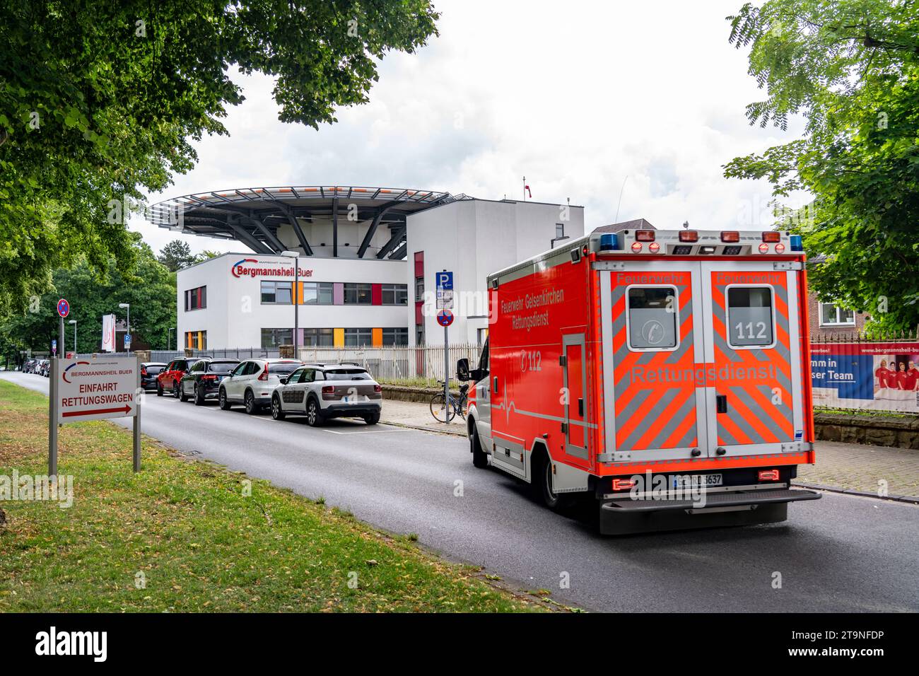 The Bergmannsheil Clinic in Gelsenkirchen Buer, Knappschaft Clinics, helipad, ambulance, NRW
