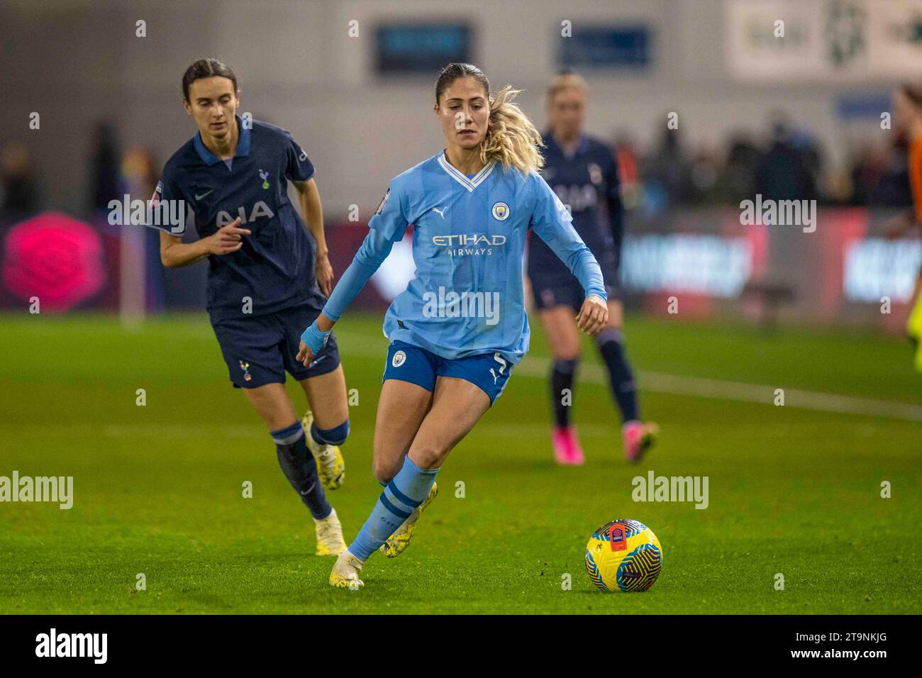 Manchester on Saturday 25th November 2023.Laia Aleixandri #4 of Manchester City during the Barclays FA Women's Super League match between Manchester City and Tottenham Hotspur at the Joie Stadium, Manchester on Saturday 25th November 2023. (Photo: Mike Morese | MI News) Credit: MI News & Sport /Alamy Live News Stock Photo