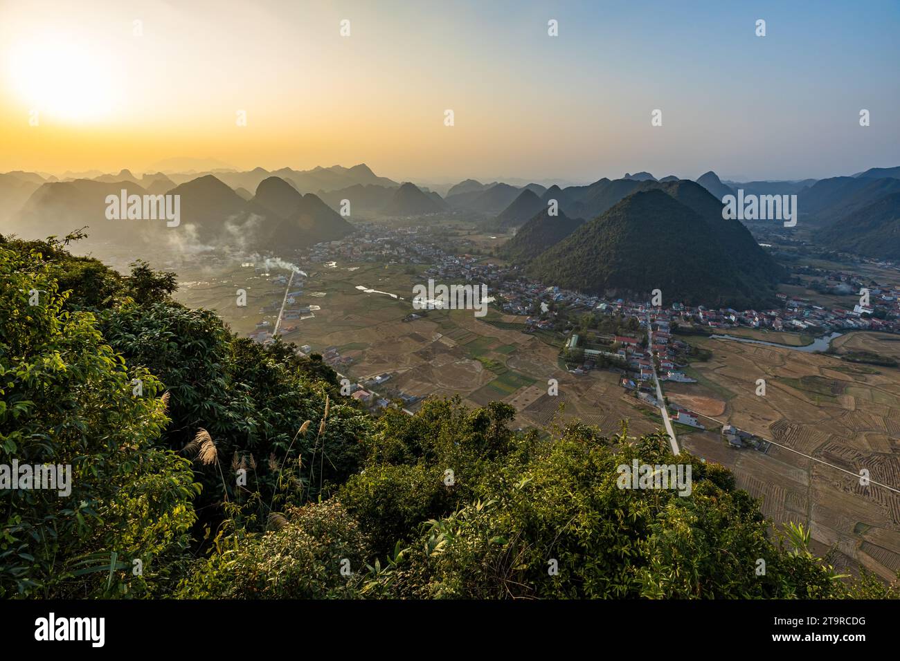 The Bac Son Valley In Vietnam Stock Photo Alamy the-bac-son-valley-in-vietnam-stock-photo-alamy
