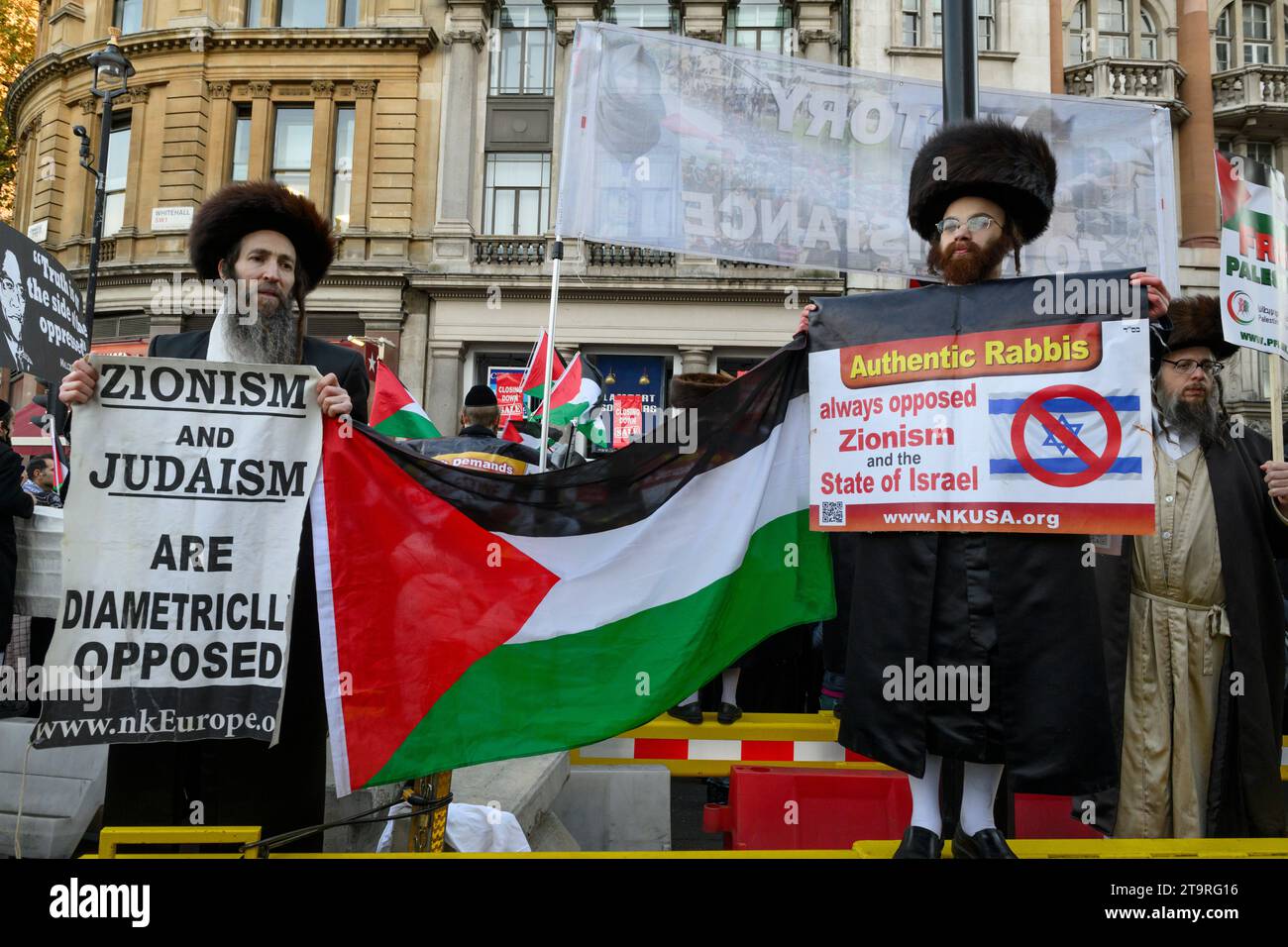 Members of the Neturei Karta, a fringe group of Haredi Jews who support ...