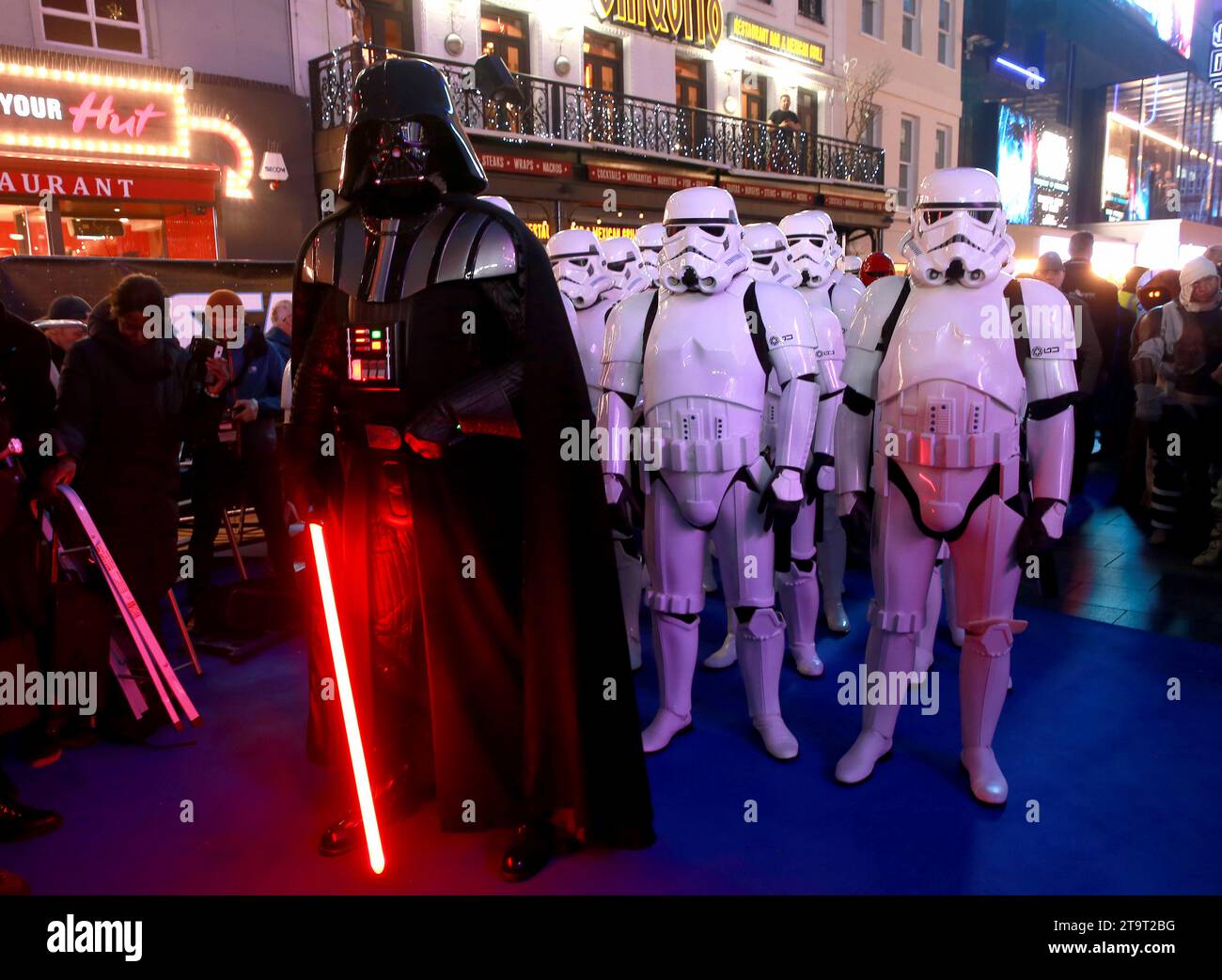 Darth Vader attends 'Star Wars: The Rise of Skywalker' European Premiere at Cineworld Leicester Square in London, England. (Photo by Fred Duval / SOPA Images/Sipa USA) Stock Photo