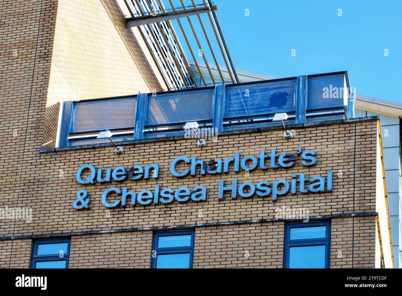 Queen Charlotte’s & Chelsea Hospital, Du Cane Road, Borough of Hammersmith & Fulham, London, England, UK Stock Photo