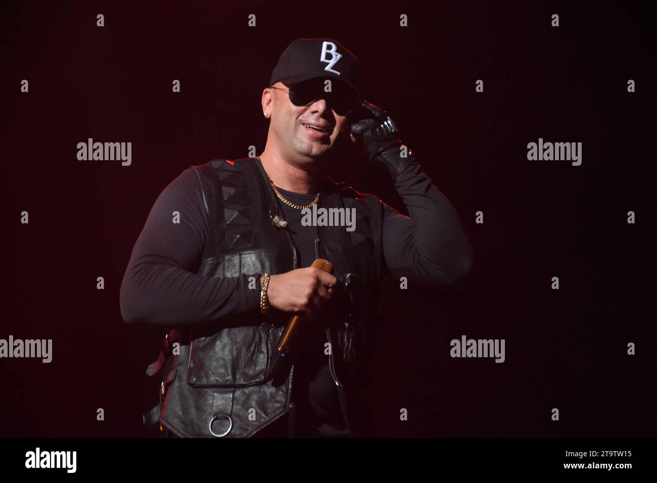 November 25, 2023, Mexico City, Mexico: Juan Luis Morera known as Wisin member of the Puerto Rican Reggaeton Duo Wisin & Yandel,  performs on stage as part of the   'Coca Cola Flow Fest 2023' Reggaeton music Festival at Autodromo Hermanos Rodriguez. on November 25, 2023 in Mexico City, Mexico. (Photo by Essene Hernandez/ Eyepix/Sipa USA) Stock Photo