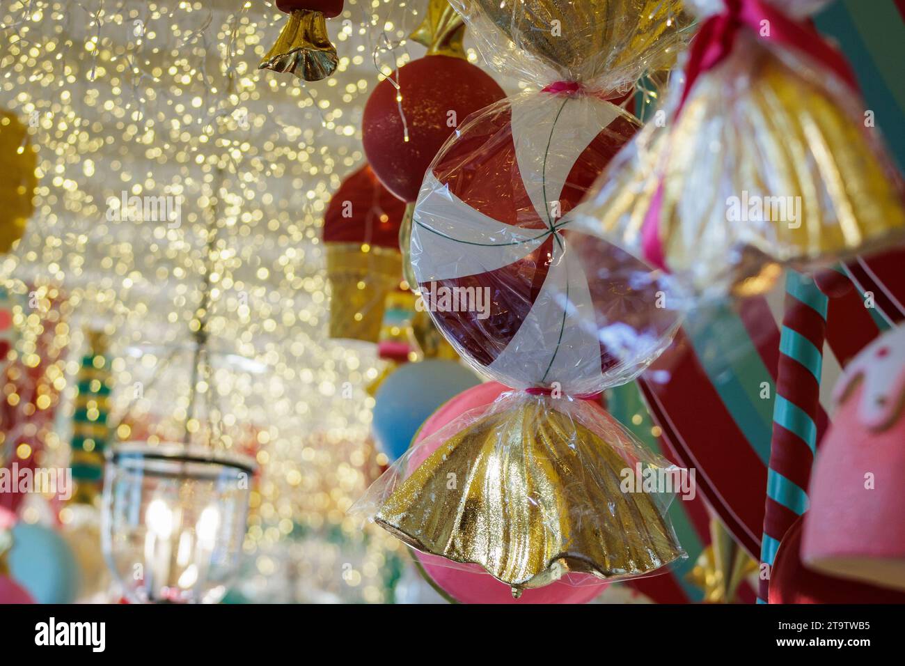 Washington, United States. 27th Nov, 2023. Holiday decorations along the corridor next to the Jacqueline Kennedy Garden in the East Wing of the White House on November 27, 2023 in Washington, DC The White House unveiled the 2023 holiday decorations that were inspired by how children experience the “Magic, Wonder, and Joy” of the holidays. (Photo by Samuel Corum/Sipa USA) Credit: Sipa USA/Alamy Live News Stock Photo