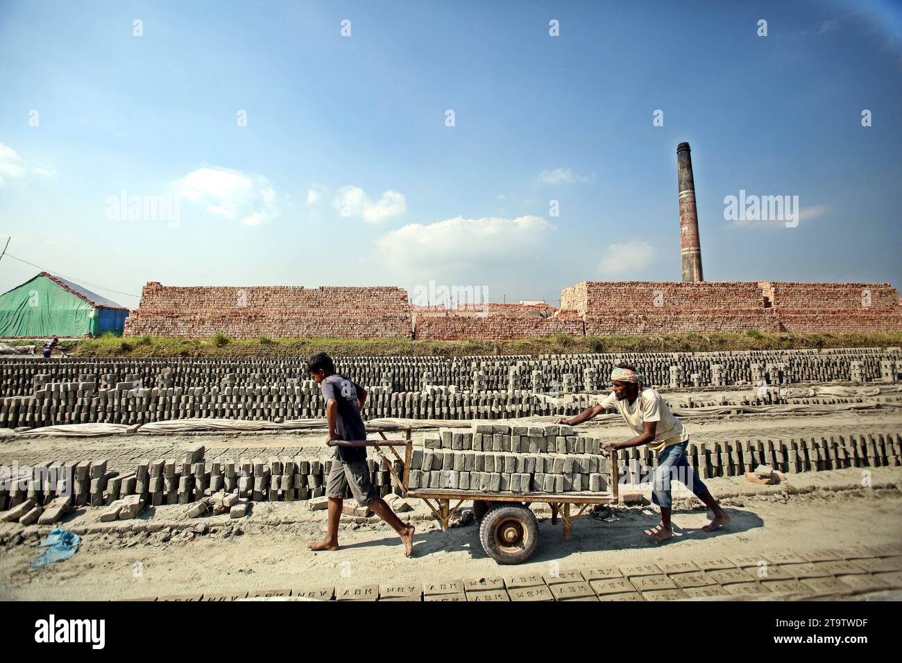 How Urbanization is Driving Cement Demand in Bangladesh: Growth Insights