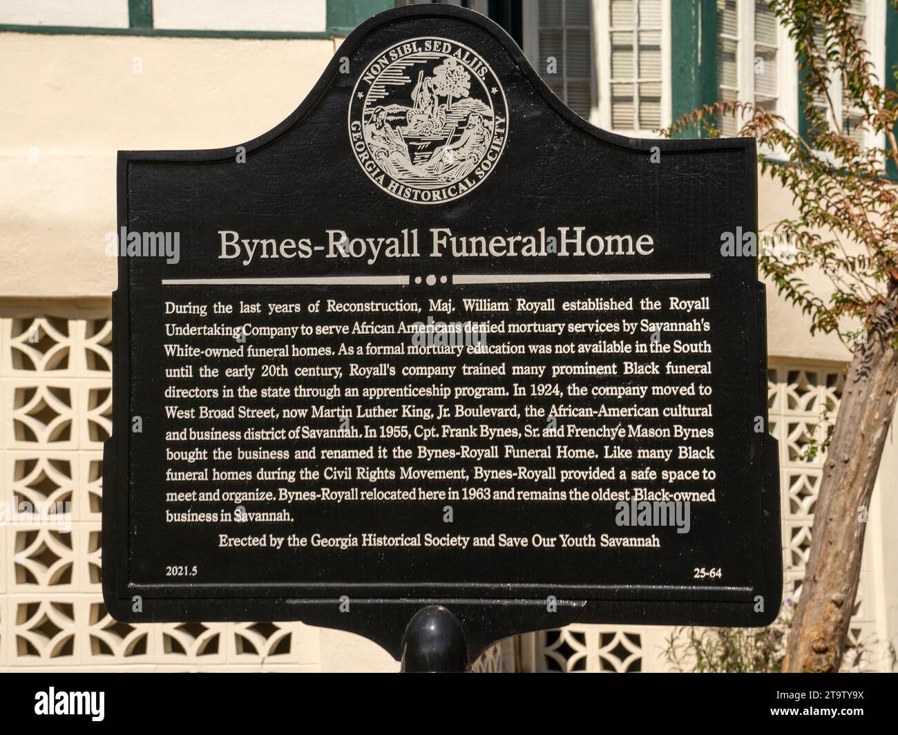 Bynes Royall Funeral home marker in Savannah Georgia Stock Photo
