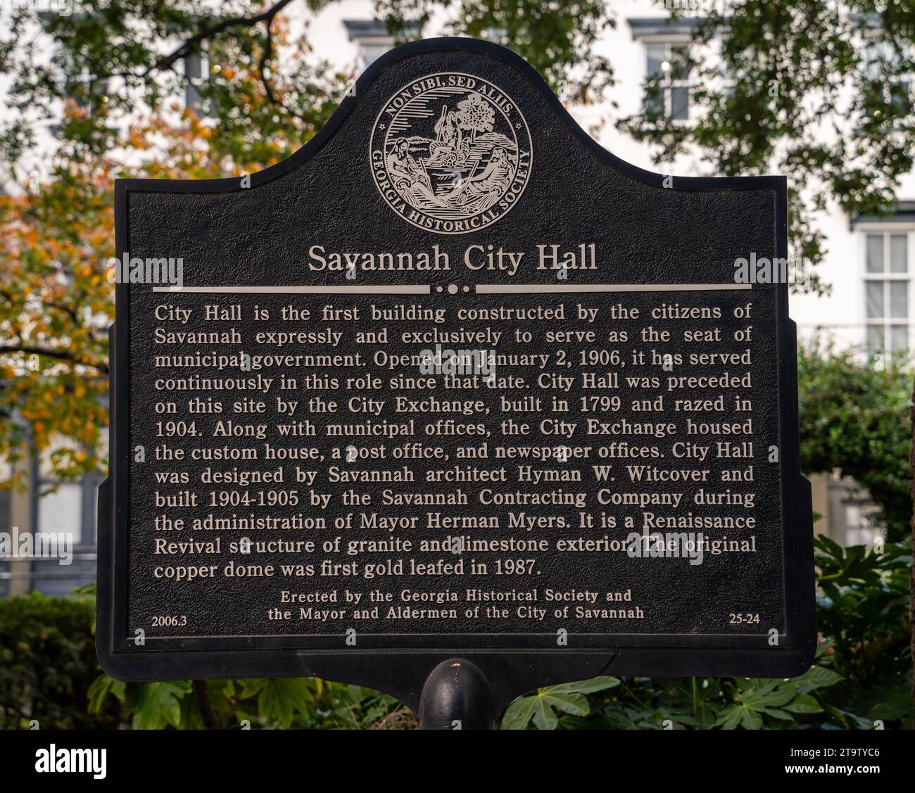 Savannah city hall marker in the Historic District north in Savannah Georgia Stock Photo