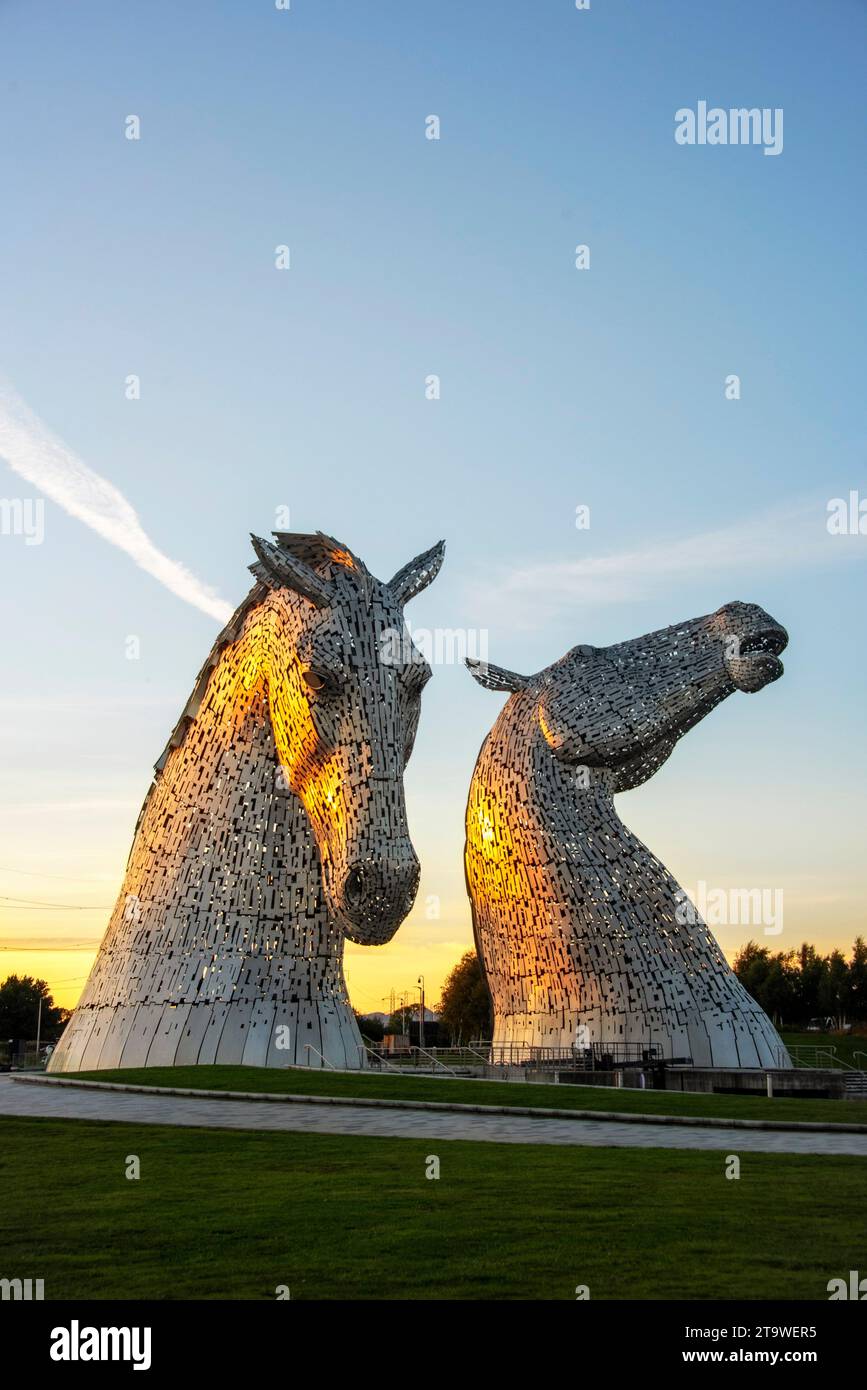 The Kelpies,30metrehigh (98 ft) horsehead sculptures depicting