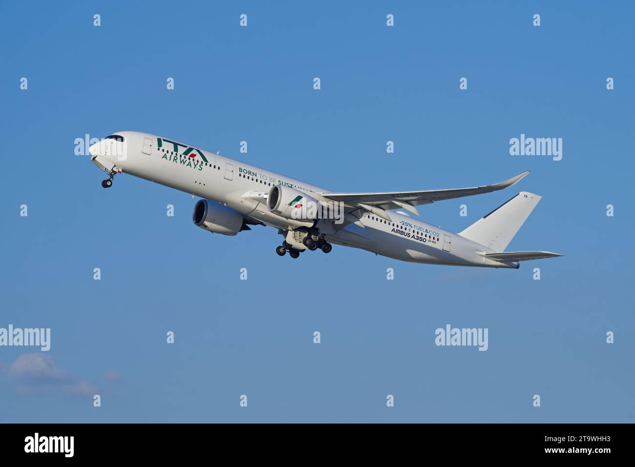 ITA A350 BORN TO BE SUSTAINABLE 塗装 1/400 JC Wings ITA Airways A350-900 EI-IFD 