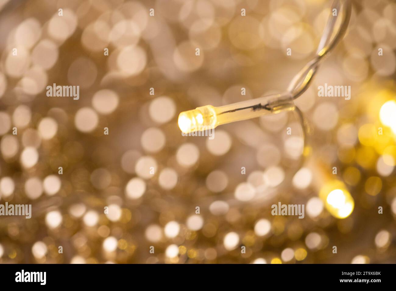 golden bokeh Christmas lights background Stock Photo - Alamy