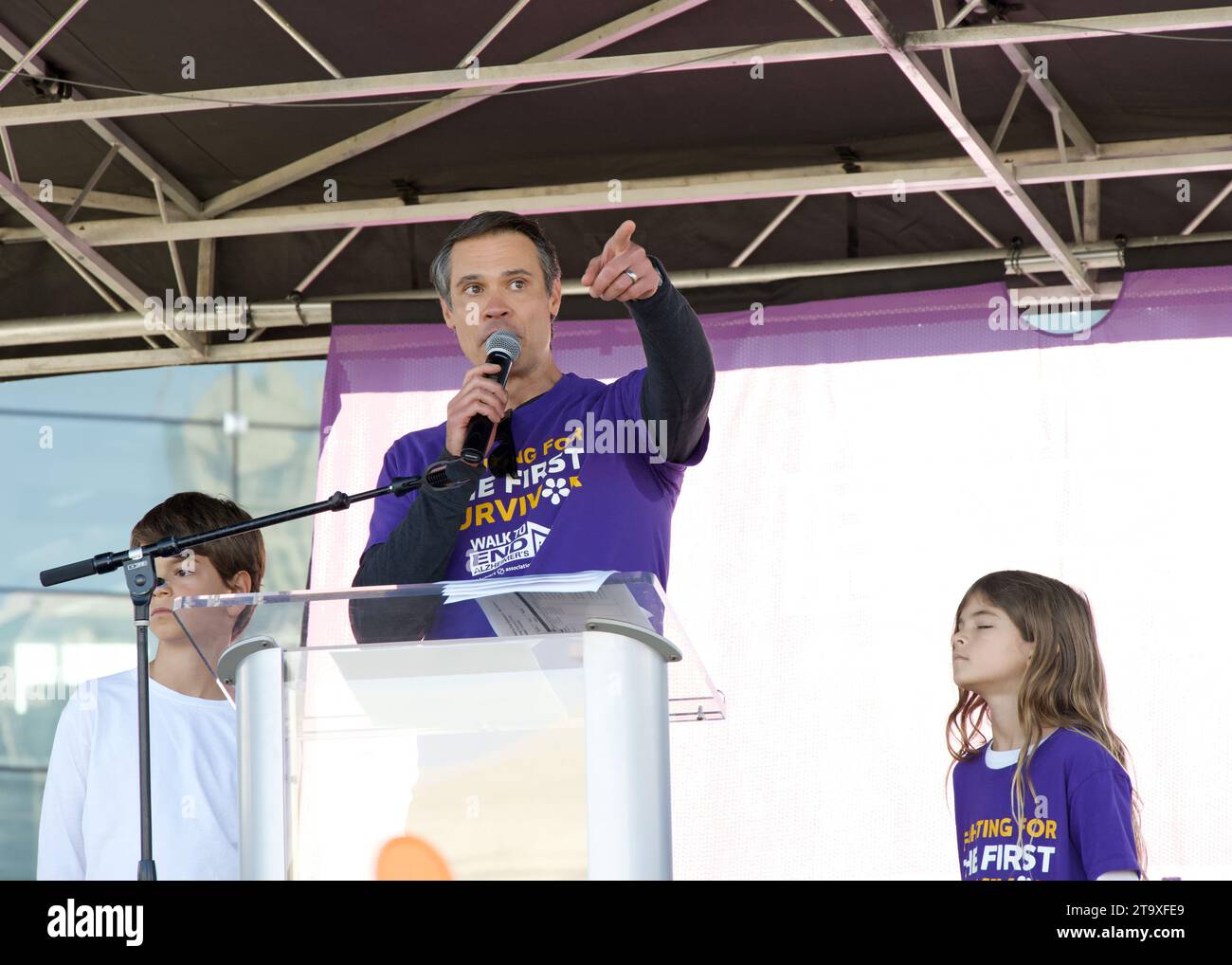 San Francisco, CA - Nov 4, 2023: Grant Lodus, News Anchor for KRON4 News speaking  at the annual walk to end Alzheimers opening ceremony Stock Photo