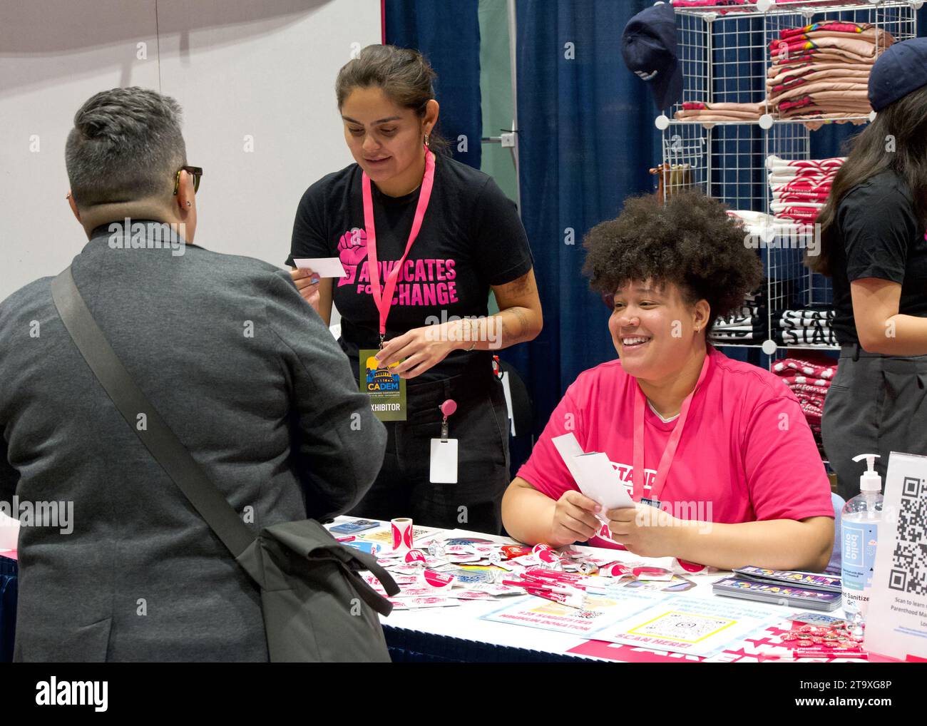 Sacramento, CA - Nov 17, 2023: Convention participants an exhibitors in the Sacramento Convention Center exhibit room at the California Democratic End Stock Photo