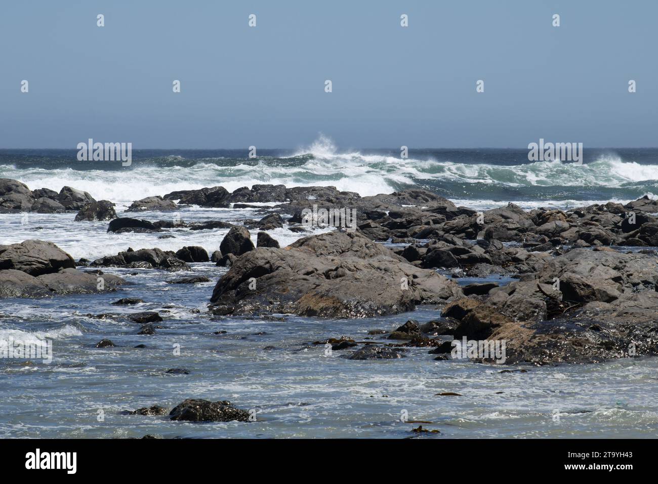 Calming ocean waves hi-res stock photography and images - Alamy