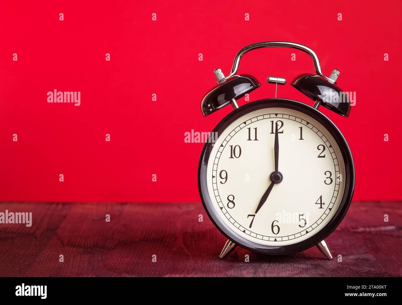 Seven oclock hi res stock photography and images Page 2 Alamy
