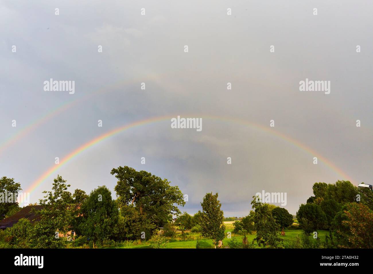 Regenbogen über Lippstadt Overhagen - Stock Photo