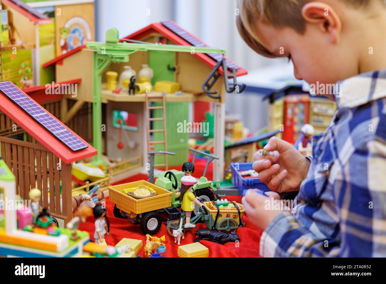 Figures playmobil hi-res stock photography and images - Page 5 - Alamy