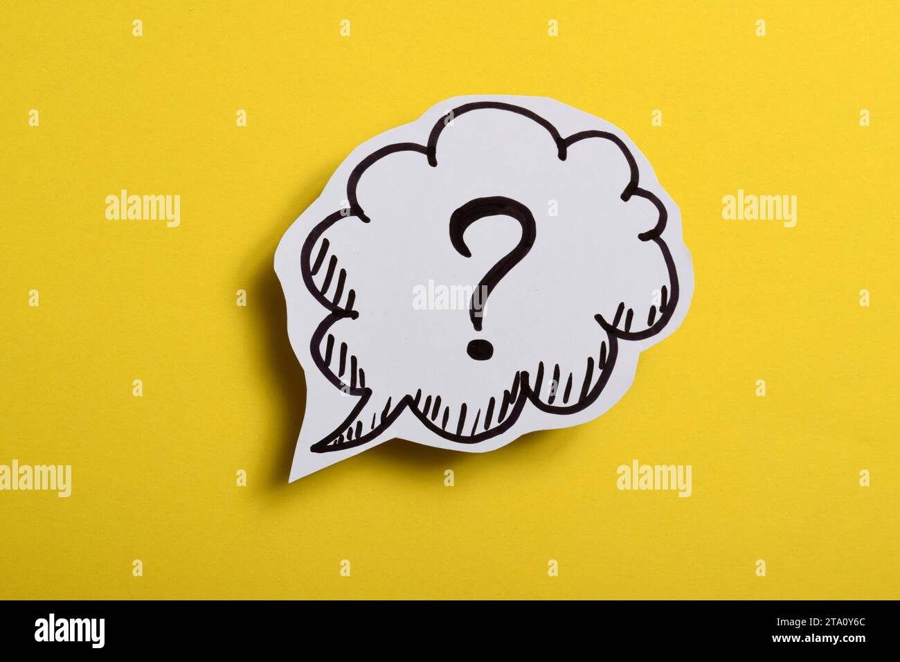 Paper speech bubble with question mark Stock Photo - Alamy
