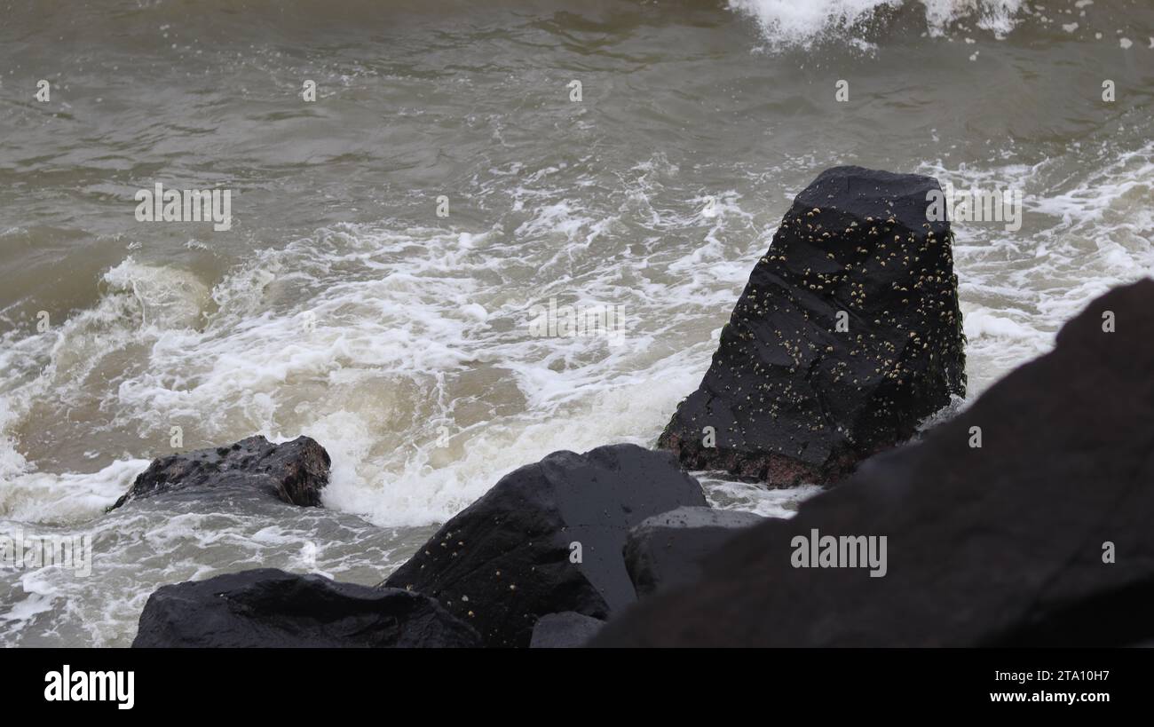 Giant rocks on cloudy hi-res stock photography and images - Alamy