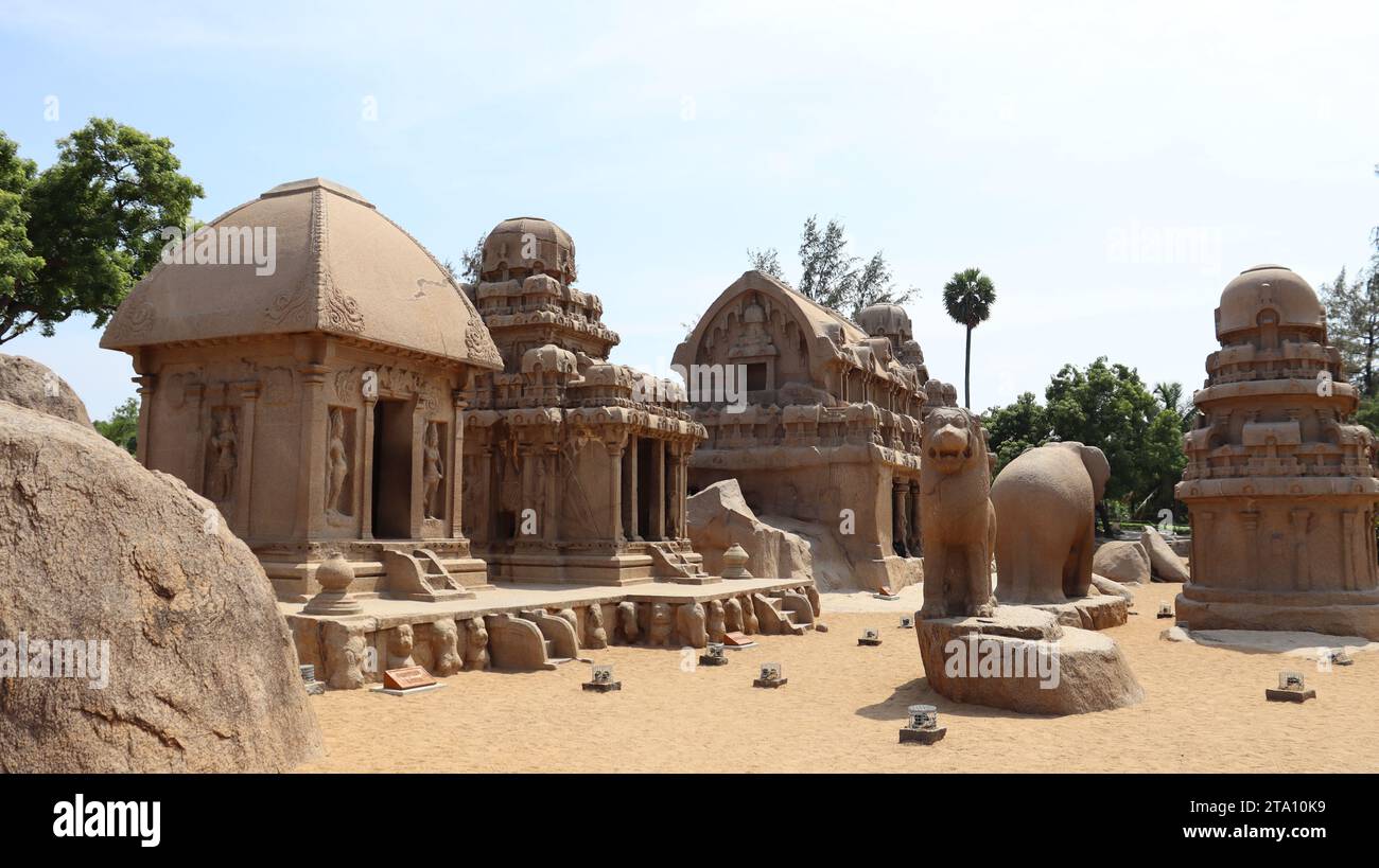 Tample Animal Ancient hand made stone temple and animals sculptures Stock Photo - Alamy
