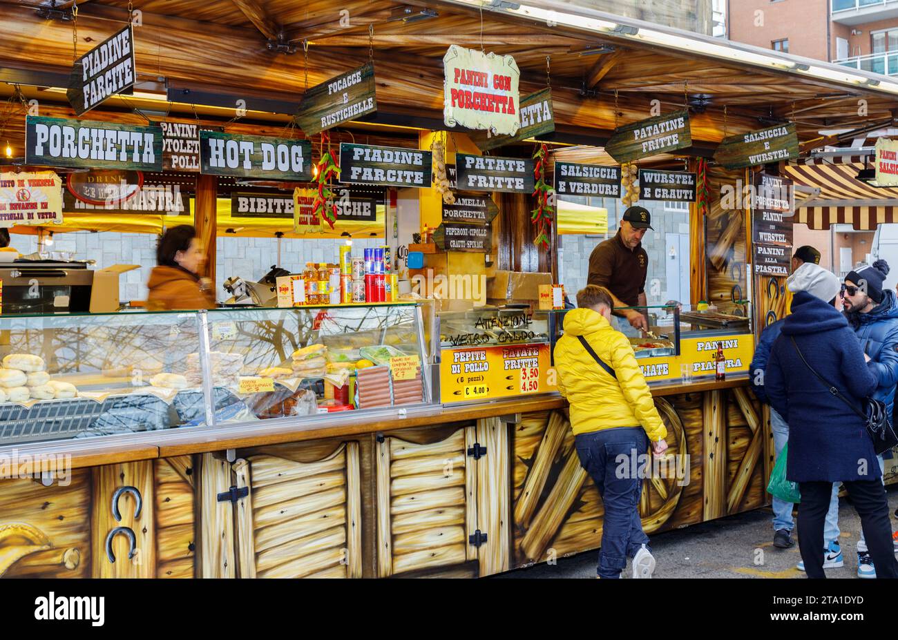 Hot sandwich outdoor hi-res stock photography and images - Alamy