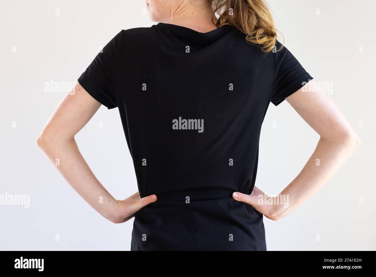 Black woman rear view hi-res stock photography and images - Alamy