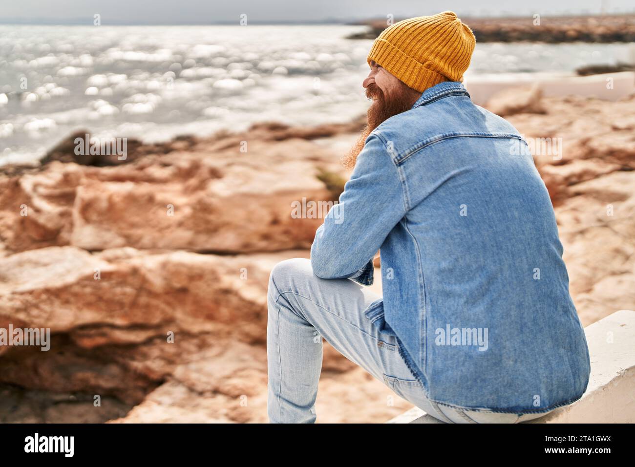 Smiling irish redhead hi-res stock photography and images - Alamy