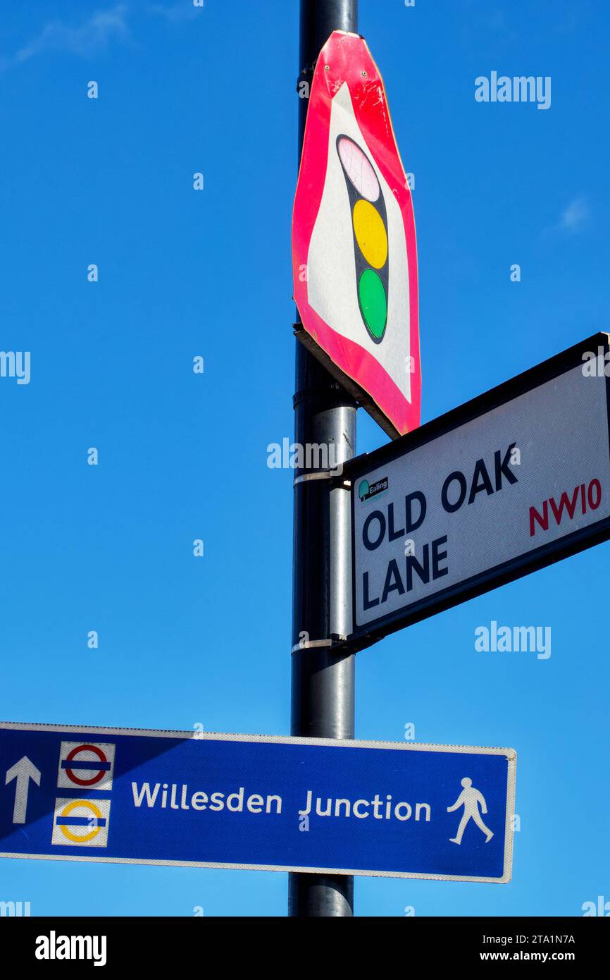 Old Oak Lane NW10 Street Sign, Borough of Ealing, London, England, UK Stock Photo