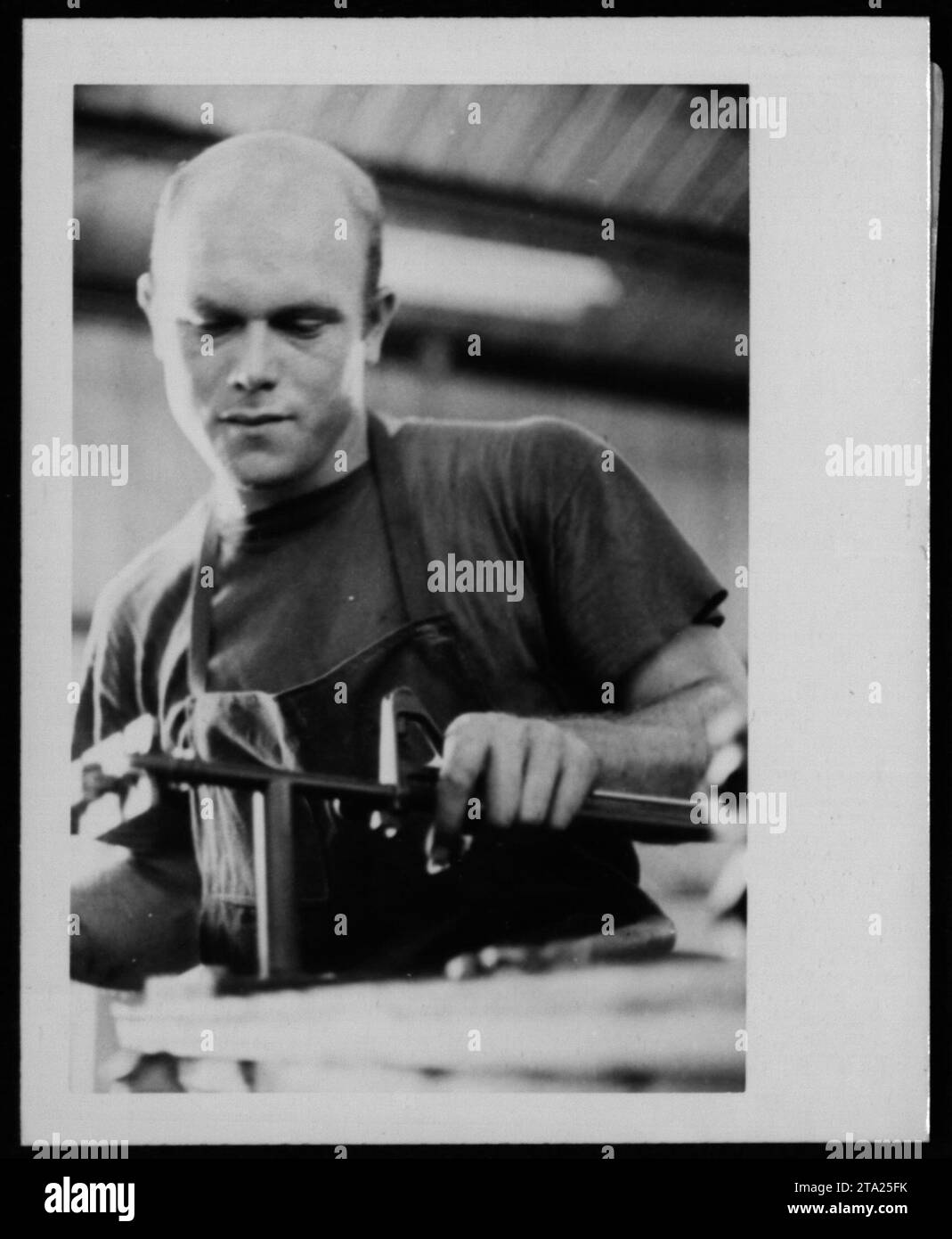 Servicing Procedures Black And White Stock Photos Images Alamy servicing-procedures-black-and-white-stock-photos-images-alamy