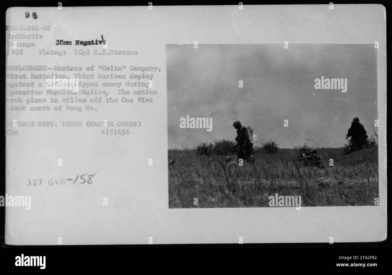 Well equipped enemy Black and White Stock Photos & Images Alamy