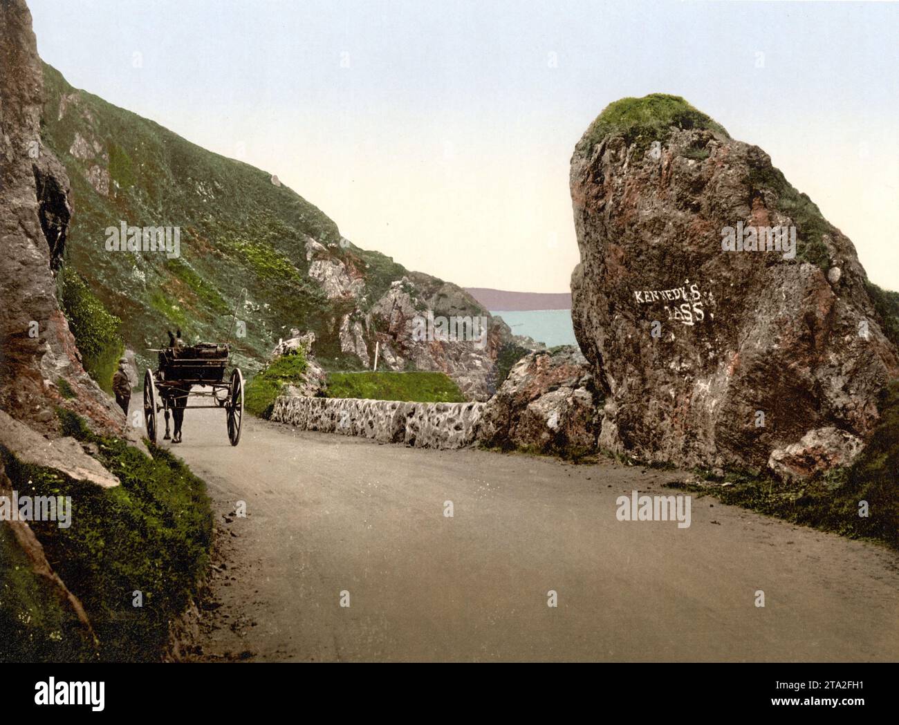 Kennedy's Pass, Girvan, schottische Hafenstadt in der Council Area South Ayrshire, Schottland, Historisch, um 1900, digital restaurierte Reproduktion nach einem Original aus dem 19th Jahrhundert  /  Kennedy's Pass, Girvan, Scottish harbour town in the Council Area South Ayrshire, Scotland, Historical, c. 1900, digitally restored reproduction after an original from the 19th century Stock Photo