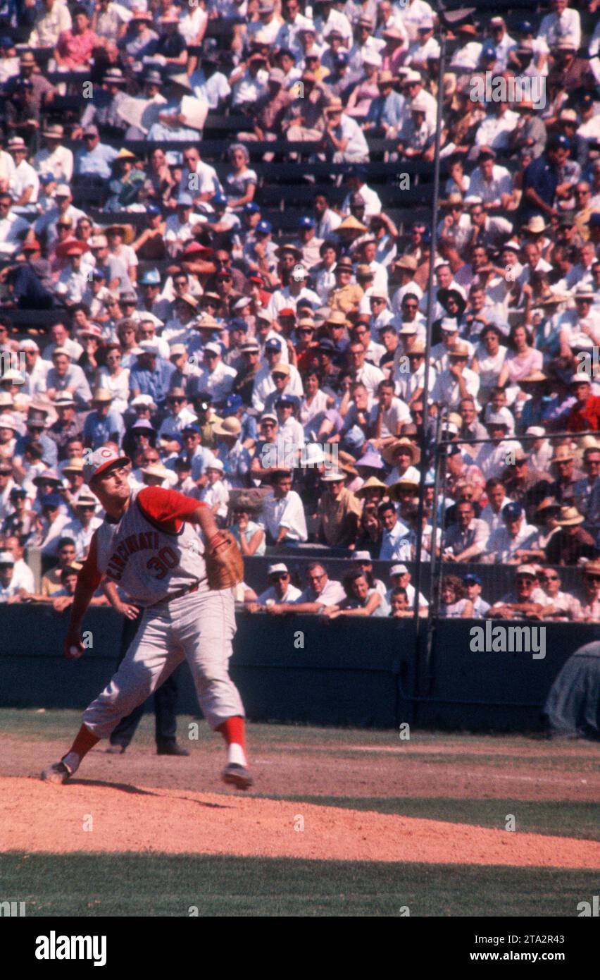 LOS ANGELES, CA - JULY 9: Pitcher Joey Jay #30 of the Cincinnati Reds ...