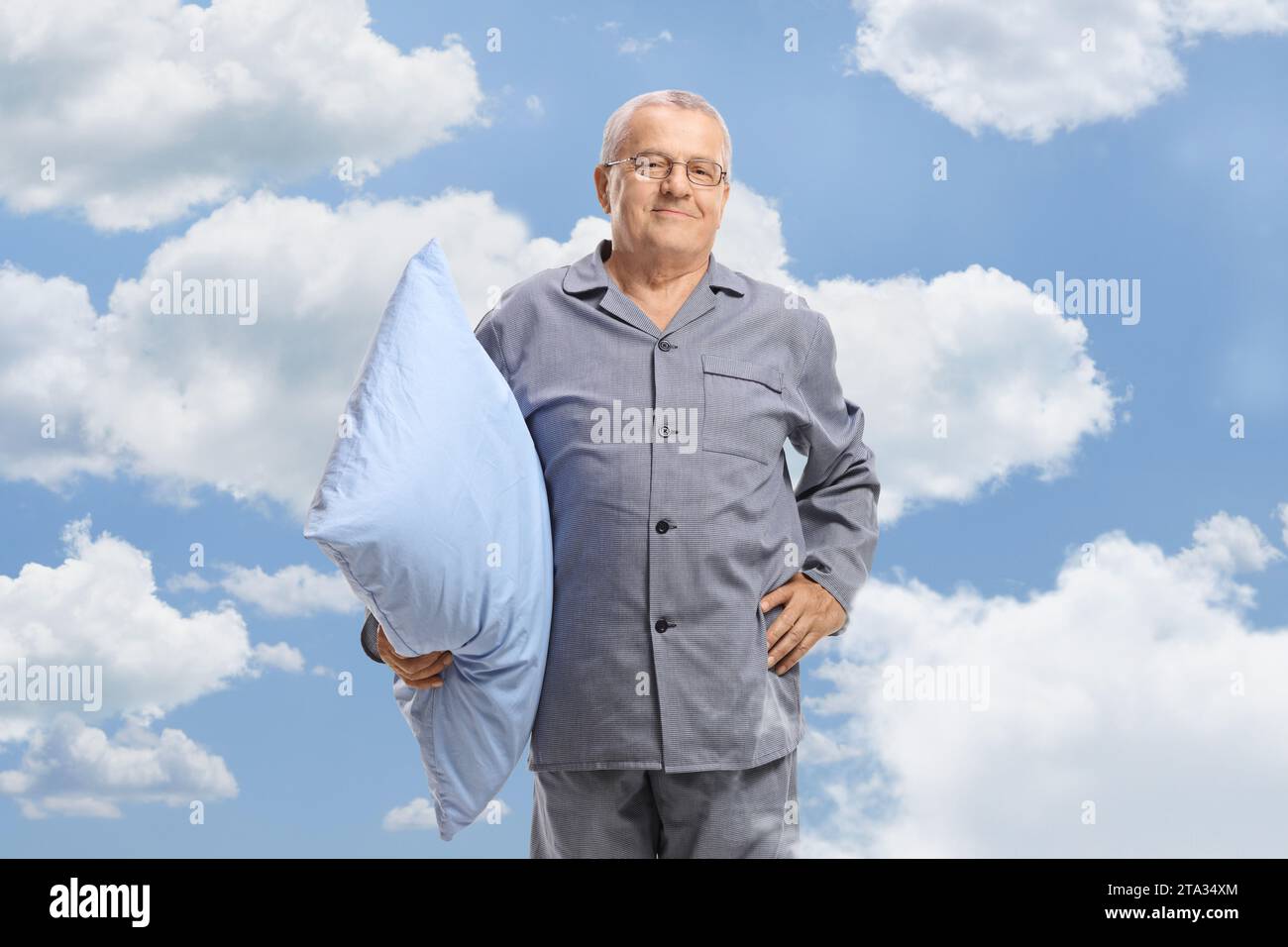Elderly man wearing pajamas hi res stock photography and images Alamy