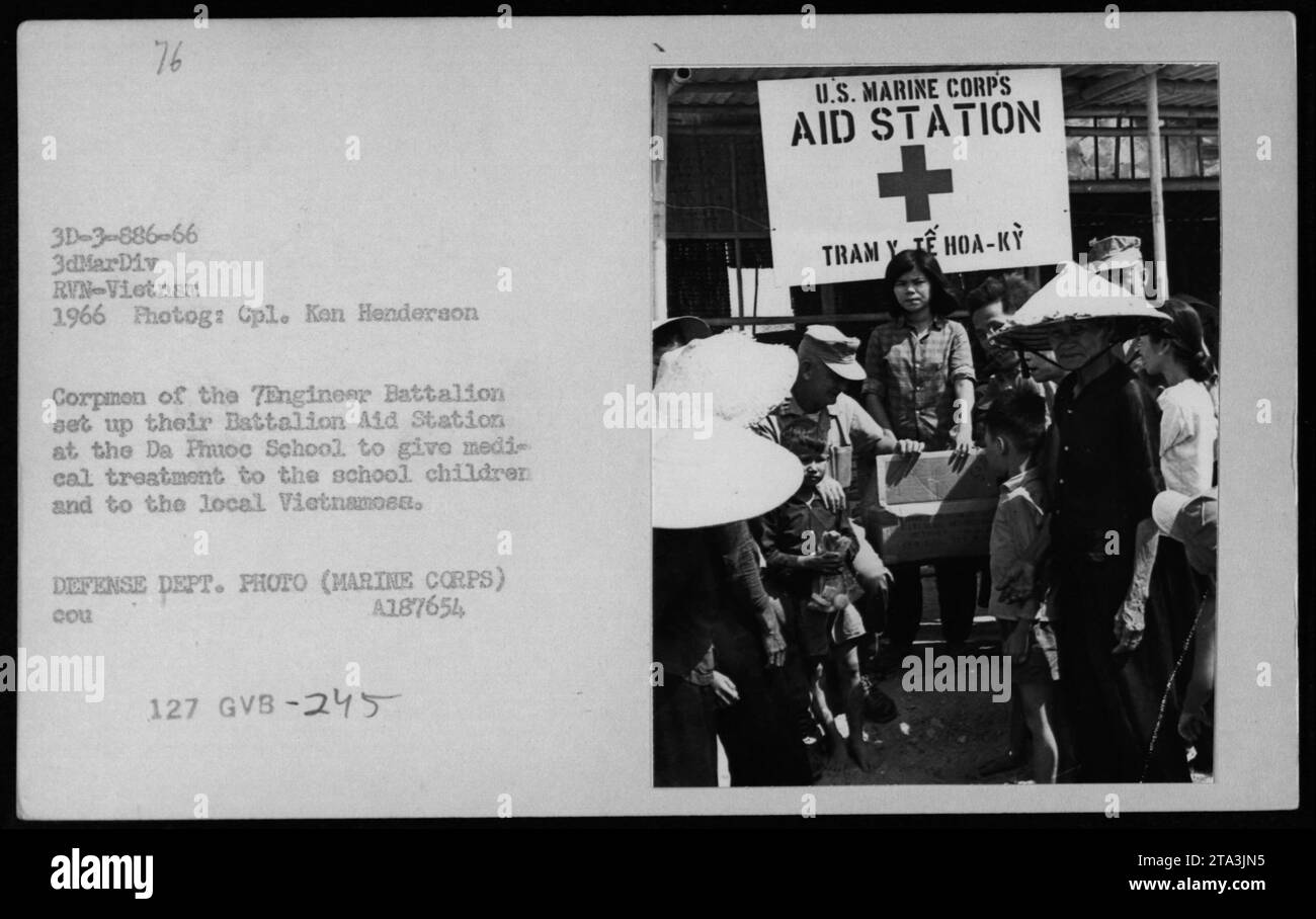 Vietnam war photographs 1966 hi-res stock photography and images - Alamy
