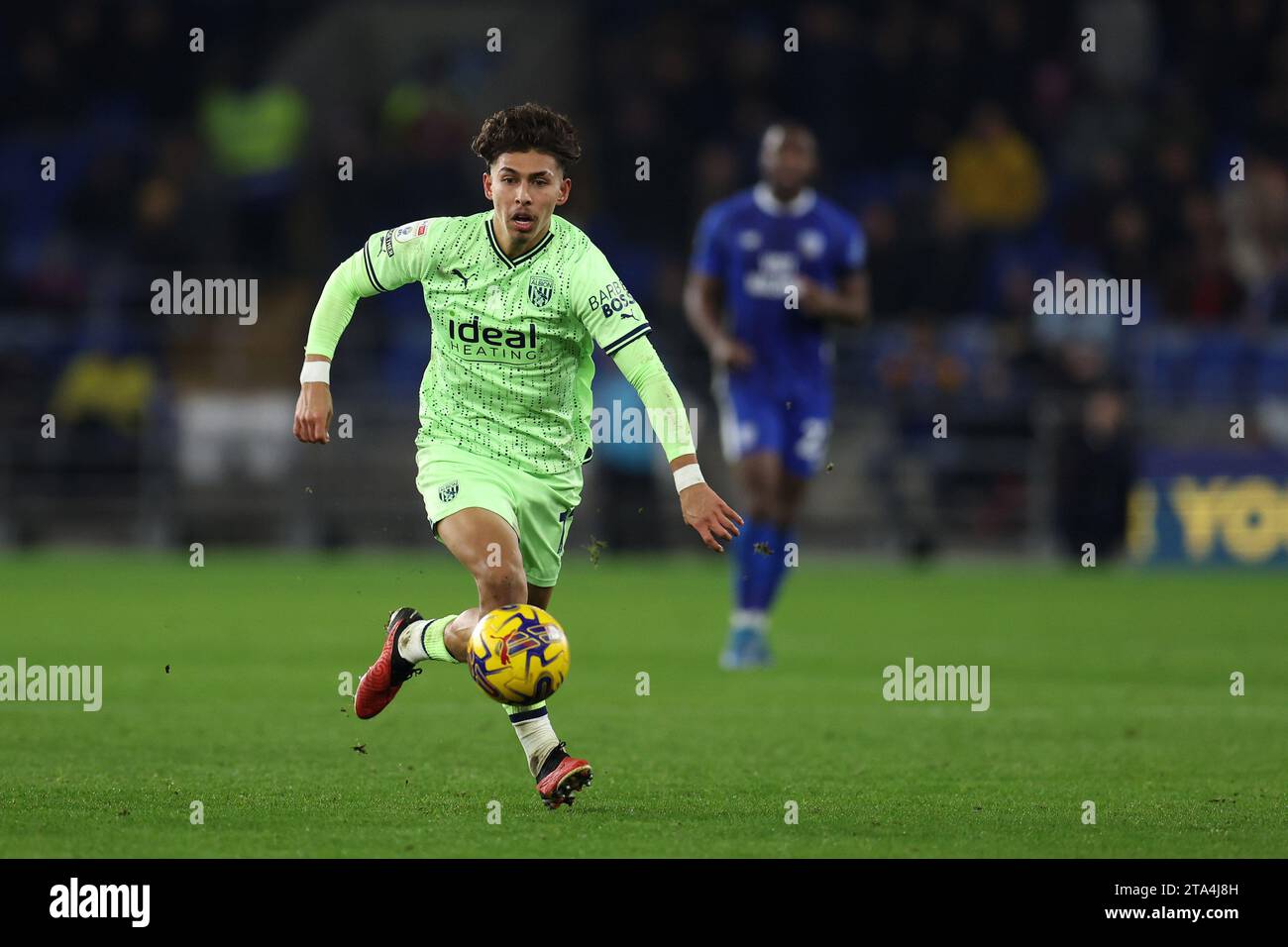 Cardiff, UK. 28th Nov, 2023. Jeremy Sarmiento of West Bromwich Albion in action. EFL Skybet championship match, Cardiff city v West Bromwich Albion at the Cardiff City Stadium in Cardiff, Wales on Tuesday 28th November 2023. this image may only be used for Editorial purposes. Editorial use only, pic by Andrew Orchard/Andrew Orchard sports photography/Alamy Live news Credit: Andrew Orchard sports photography/Alamy Live News Stock Photo