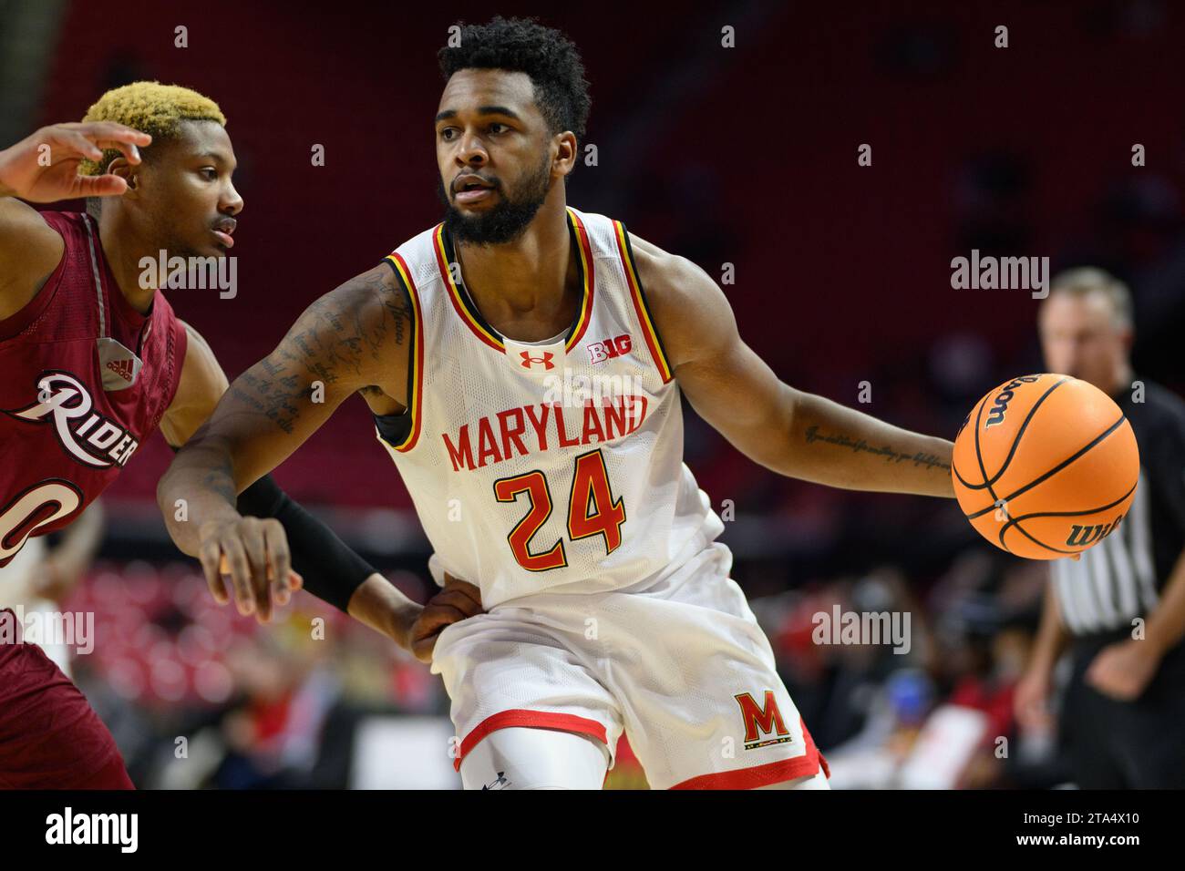 Donta College Park, MD, USA. 28th Nov, 2023. Maryland Terrapins forward Donta ...