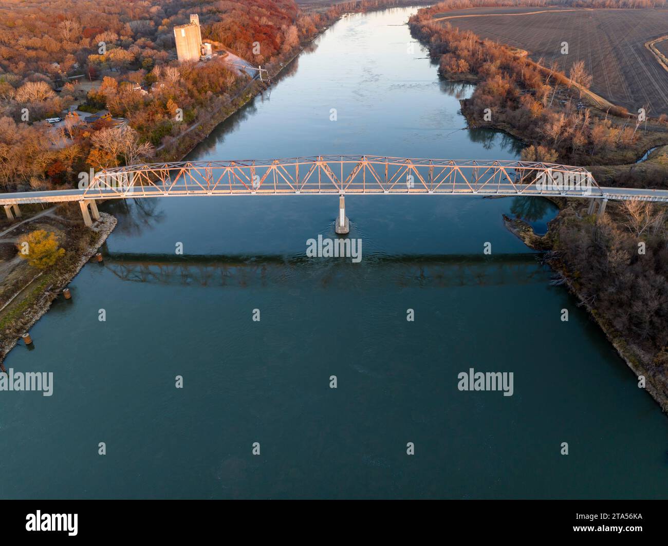 truss bridge over the Missouri River at Brownville, Nebraska aerial view of fall scenery Stock Photo