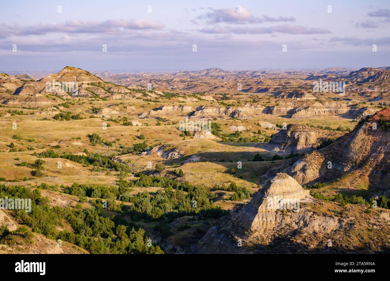 Overlook Of The Badlands At Theodore Roosevelt National Park In North overlook-of-the-badlands-at-theodore-roosevelt-national-park-in-north